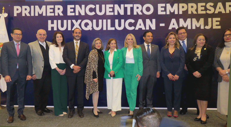 Diplomáticos, mujeres empresarias, Romina Contreras y Enrique Vargas del Villar