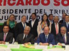 Alcalde de Villa de Allende, Arturo Piña García, con empresarios de ASECEM y presidente de Poder Judicial del Edomex, Ricardo Sodi