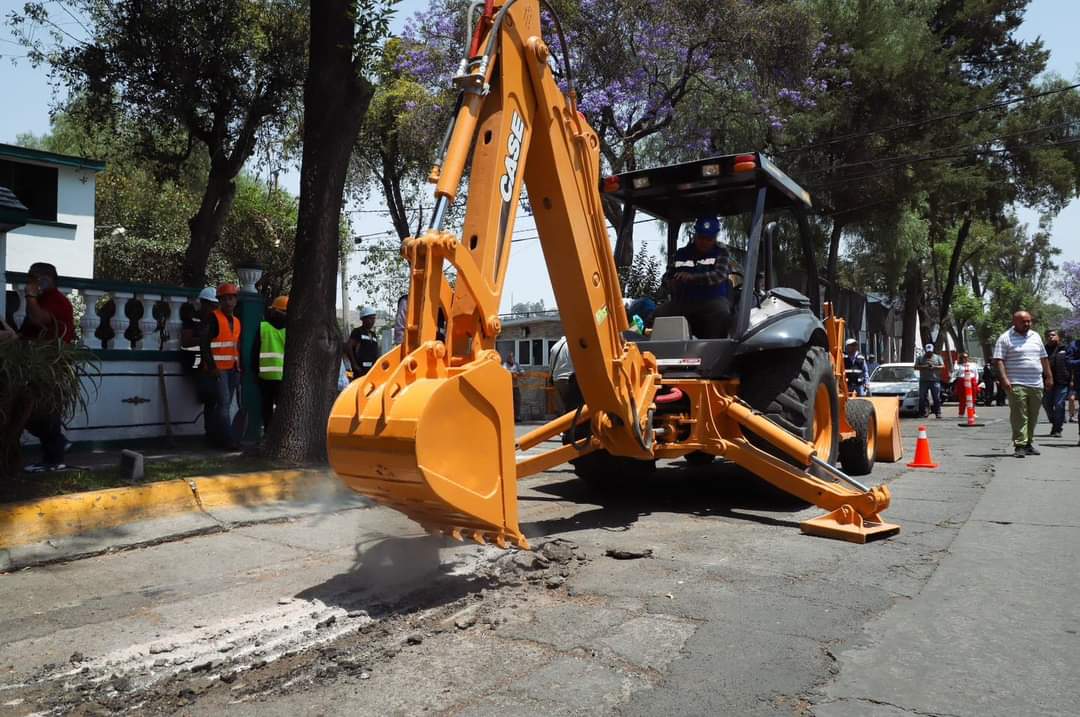 Inician repavimentación de Boulevard Valle Dorado, Tlalnepantla
