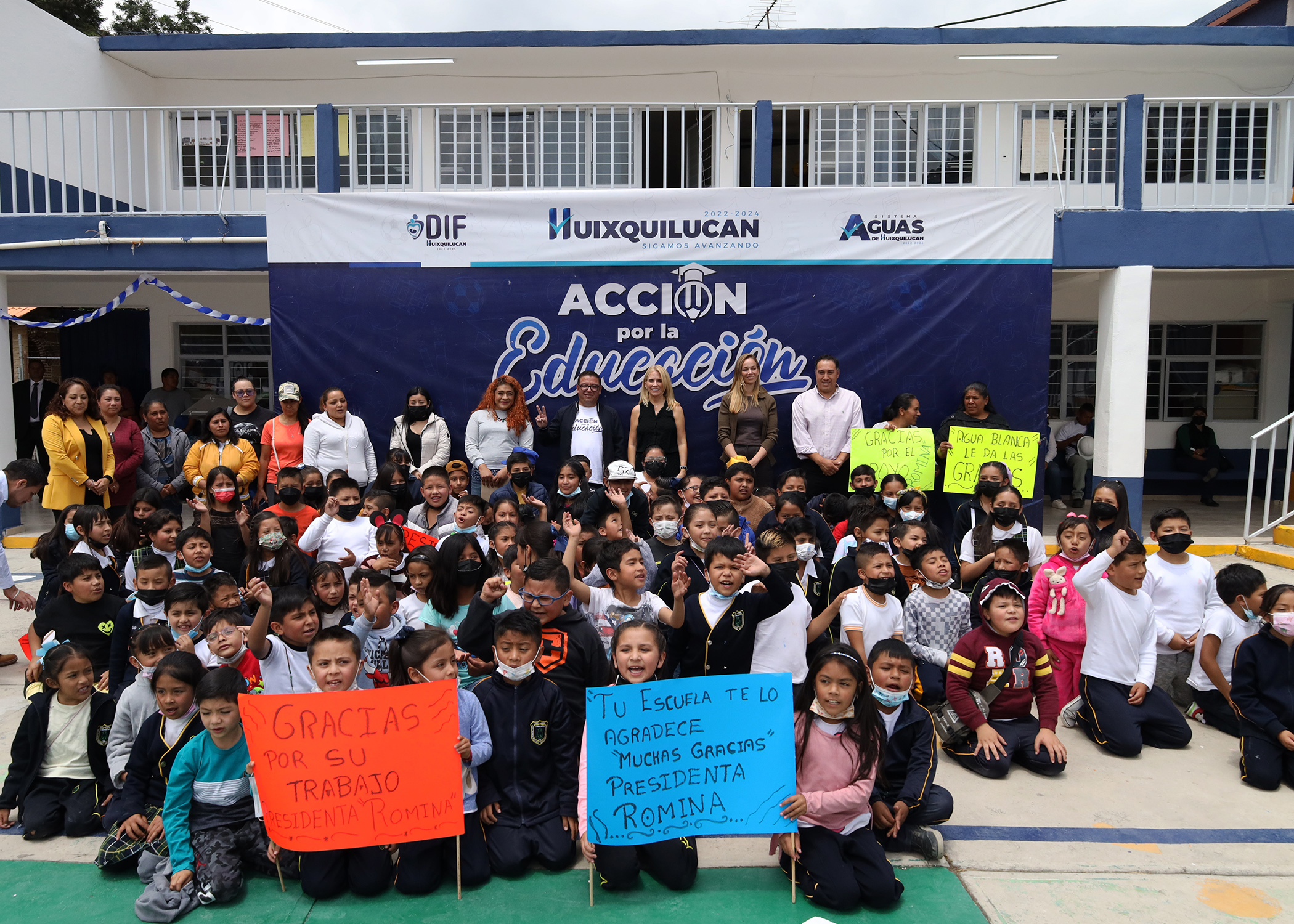 Niños con mejores instalaciones para un desarrollo escolar sano en Huixquilucan