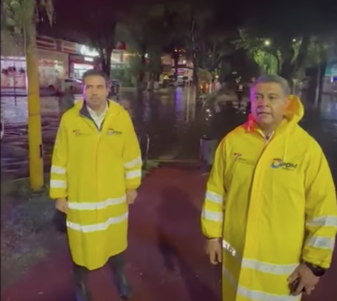Tony Rodríguez en Jinetes en inundación