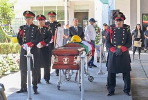 Homenaje a bombero caído en cumplimiento del deber en Atizapán de Zaragoza