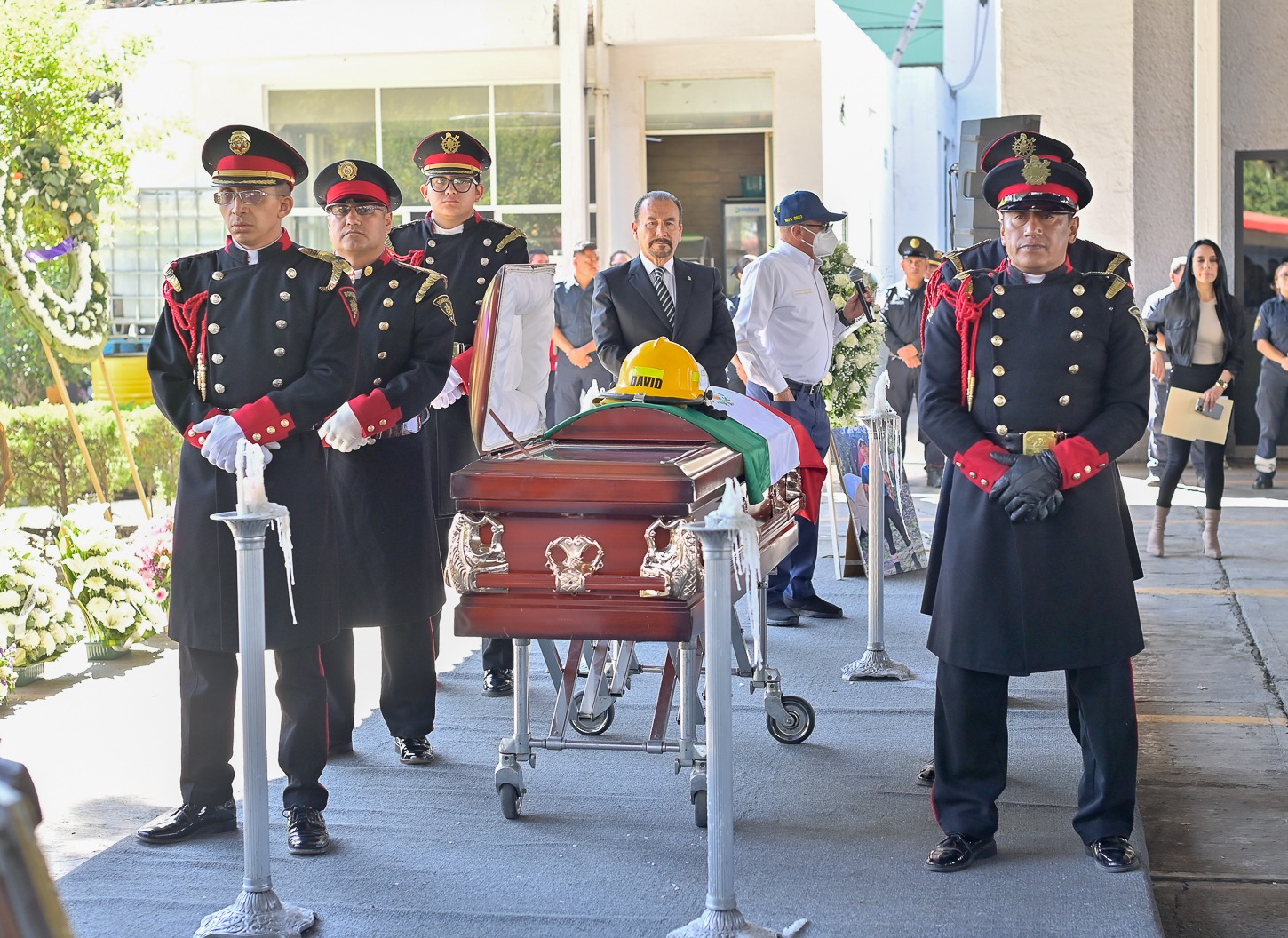 Homenaje a bombero caído en cumplimiento del deber en Atizapán de Zaragoza