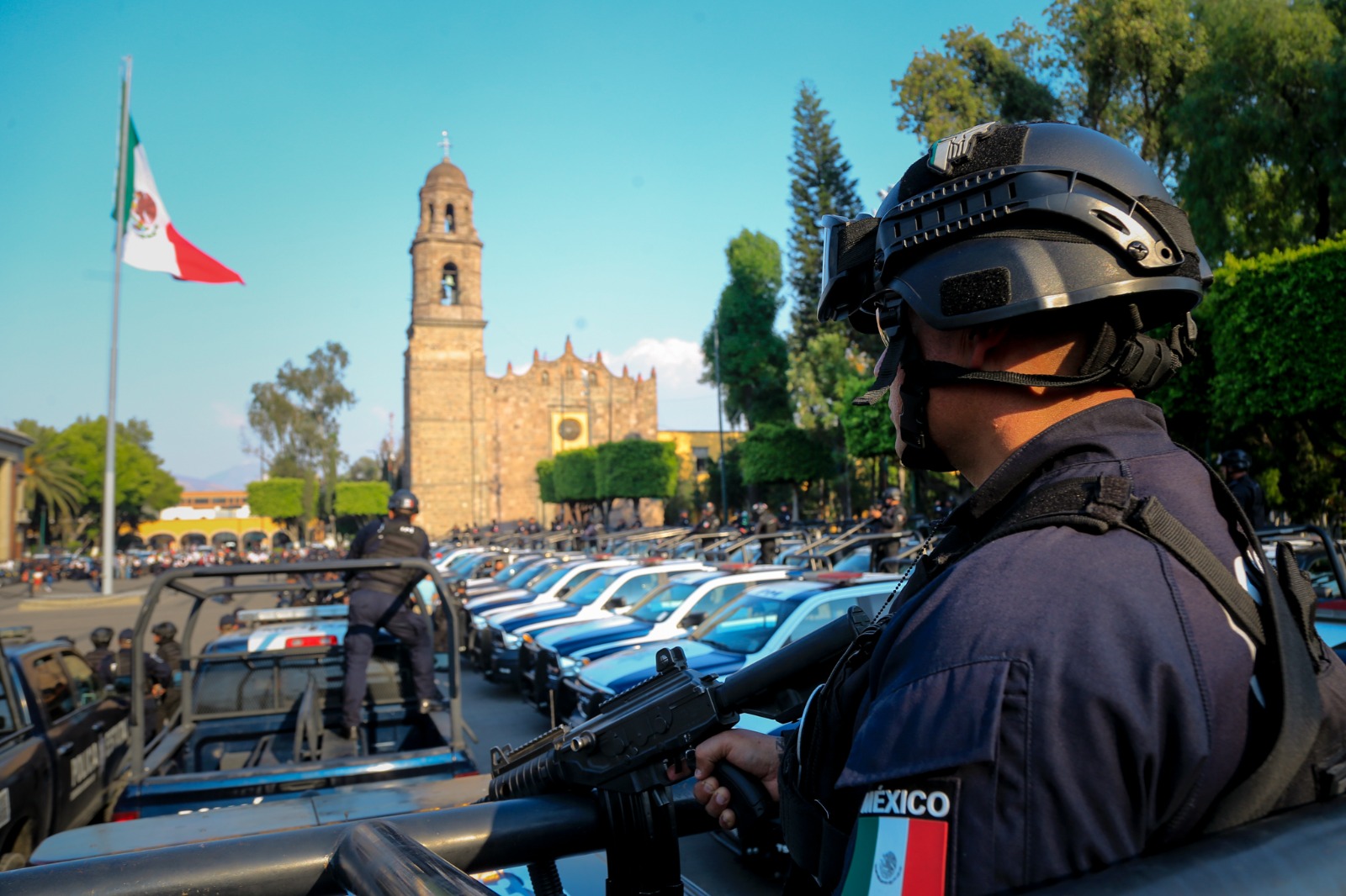 Despliegue policiaco en Tlalnepantla, para cuidar propiedades y viajeros