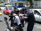 Revisan documentos y situación de motociclistas en Naucalpan