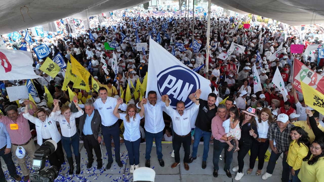 Ante más de 6 mil seguidores y militantes de PAN, PRI, PRD y Nueva Alianza, Pedro Rodríguez ofreció más inversión