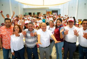 Raciel Pérez Cruz en encuentro de izquierdas de Tlalnepantla