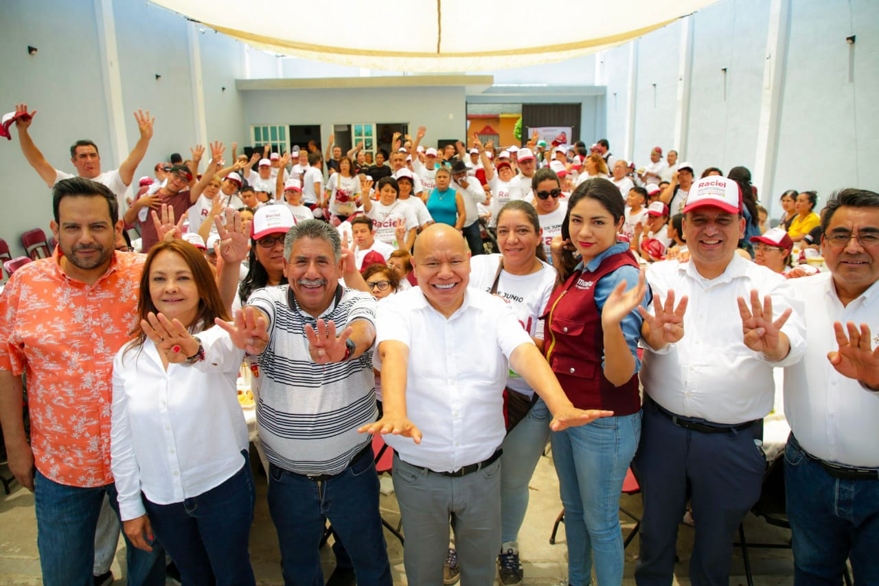 Raciel Pérez Cruz en encuentro de izquierdas de Tlalnepantla
