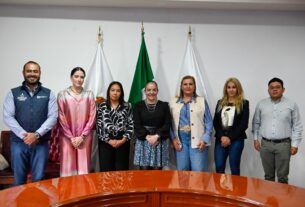 Integrantes de Grupo Municipal de Prevención del Embarazo Adolescente (GMPEA)