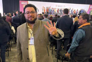 El alcalde de Naucalpan, Isaac Montoya en encuentro con mandatarios del país