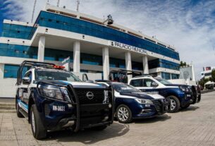 Policías detienen a 5 presuntos delincuentes