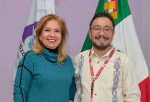 Patricia Arévalo y funcionarios del gobierno del Estado de México en temas de adopción