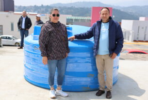 Reciben familias artículos para mejorar las condiciones en que viven en Huixquiluc