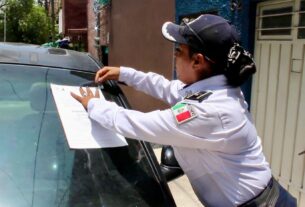 Notifican a propietarios de autos abandonados que los retiren