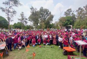 250 vecinos son incorporados al rescate de parques, calles y jardines en Tlalnepantla