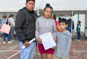 Familias beneficiadas con certificados médicos gratuitos de gobierno de Atizapán de Zaragoza