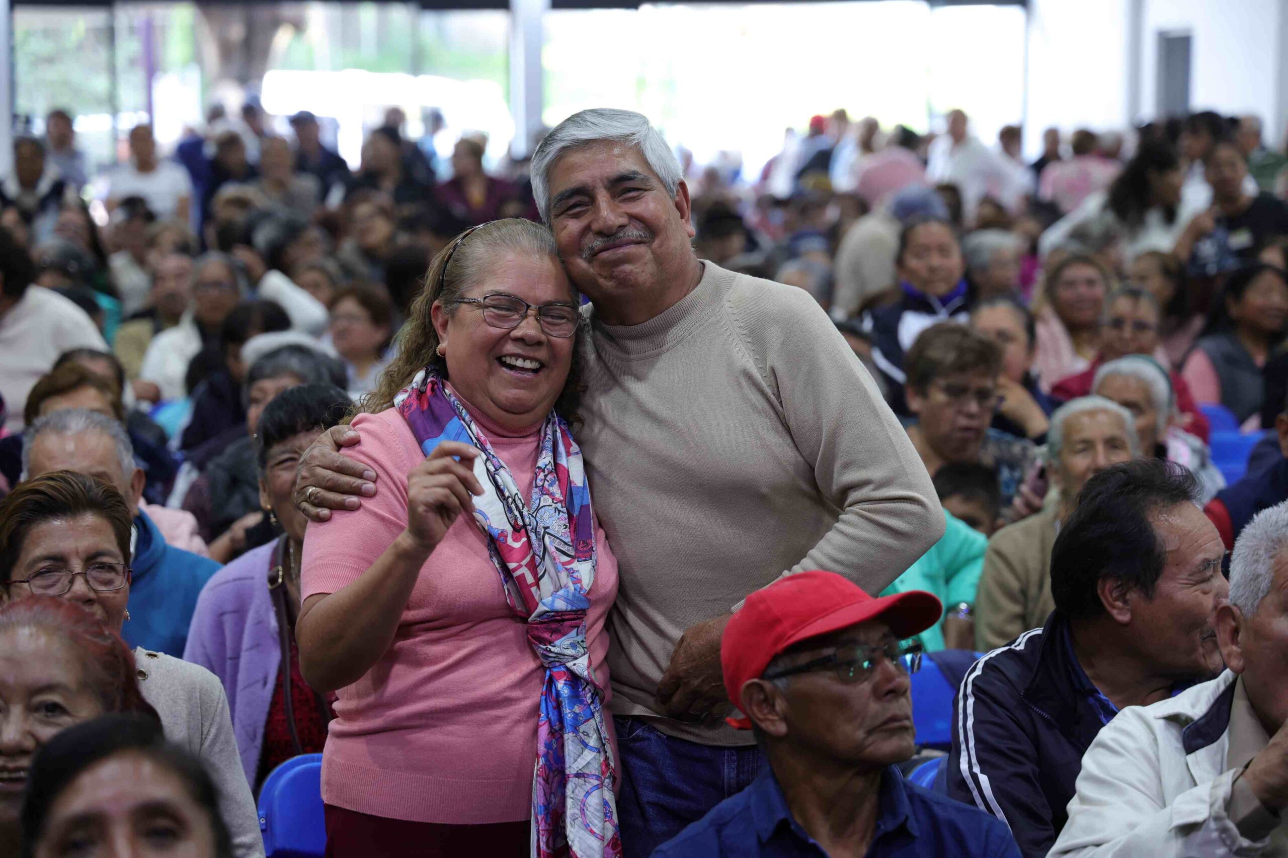 Adultos mayores reciben atención integral en instituciones de Huixquilucan
