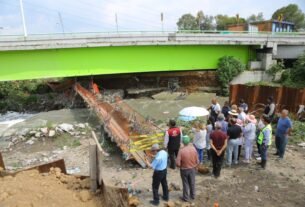 Desborde del río Los Remedios en Ecatepec