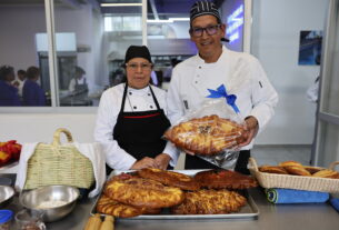 Certifican oficios en Centro de Oficios de DIF Huixquilucan