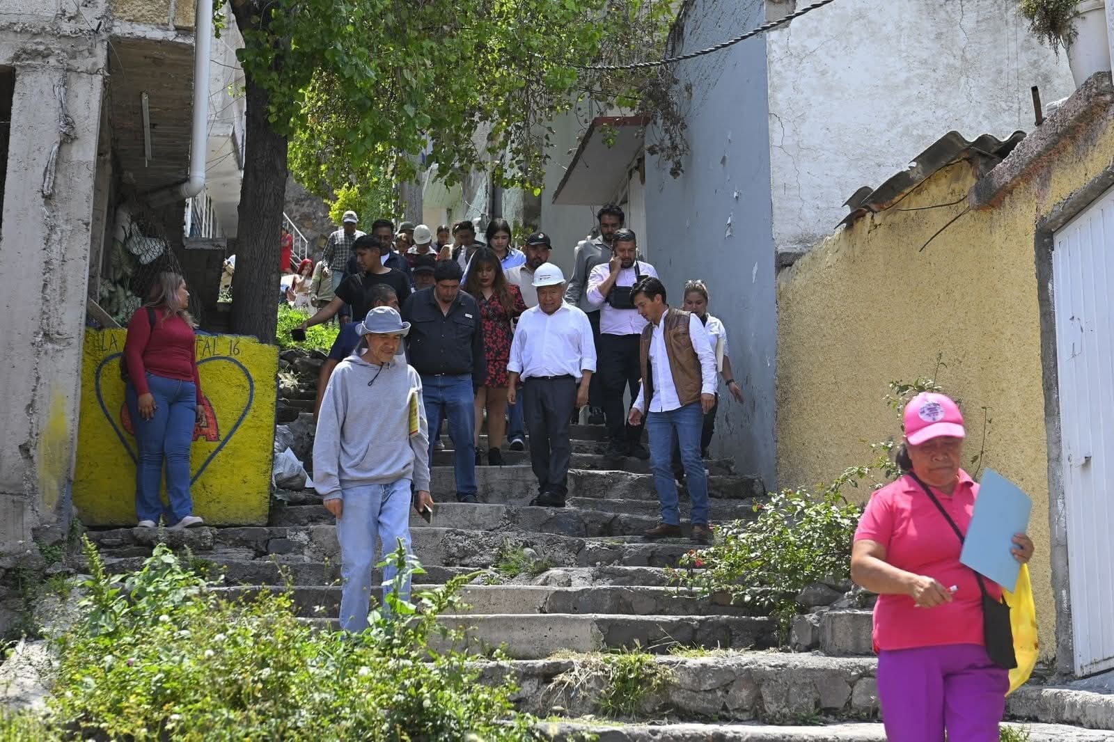Inician rehabilitación de andadores en Zona Oriente de Tlalnepantla