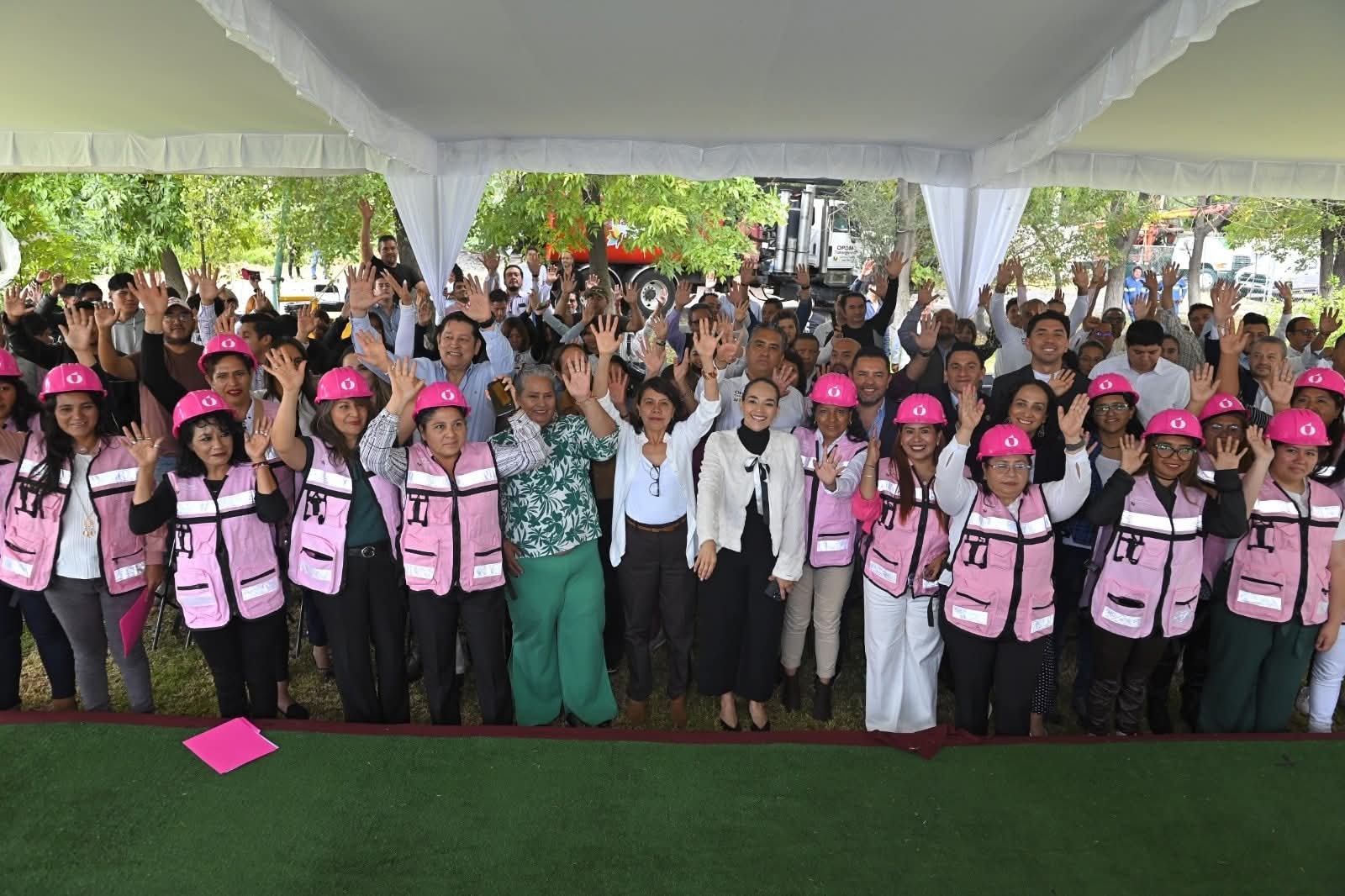 Mujeres asumen control del manejo de agua