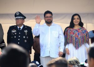 Alcalde Isaac Montoya Márquez preside Desfile de Independencia