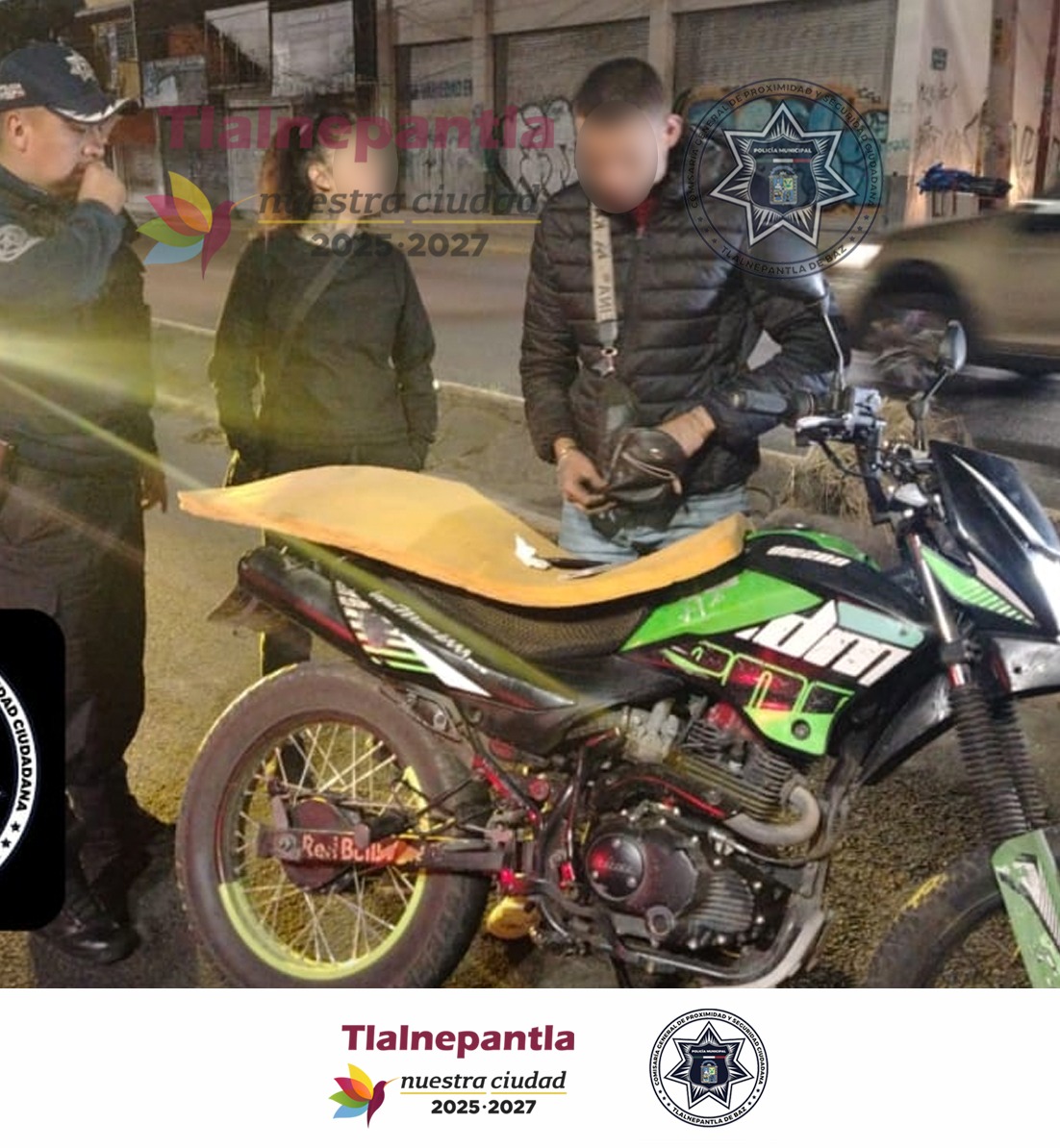 Policías de Tlalnepantla encuentran motocicleta, al parecer robada