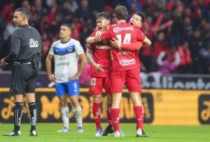 Toluca vence 6-2 a Monterrey