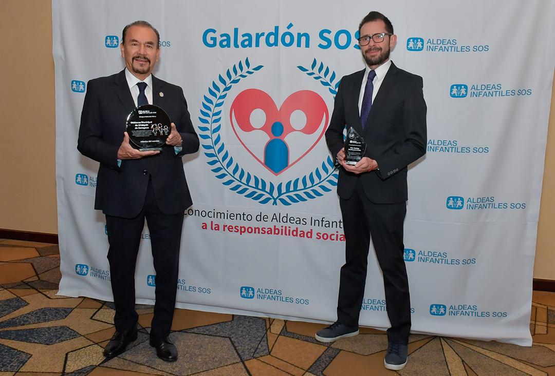 Pedro Rodríguez recibe Premio de Aldeas SOS