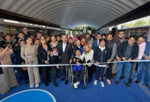 Pedro Rodríguez y Paty Arévalo en inauguración de techumbre en CAM 10
