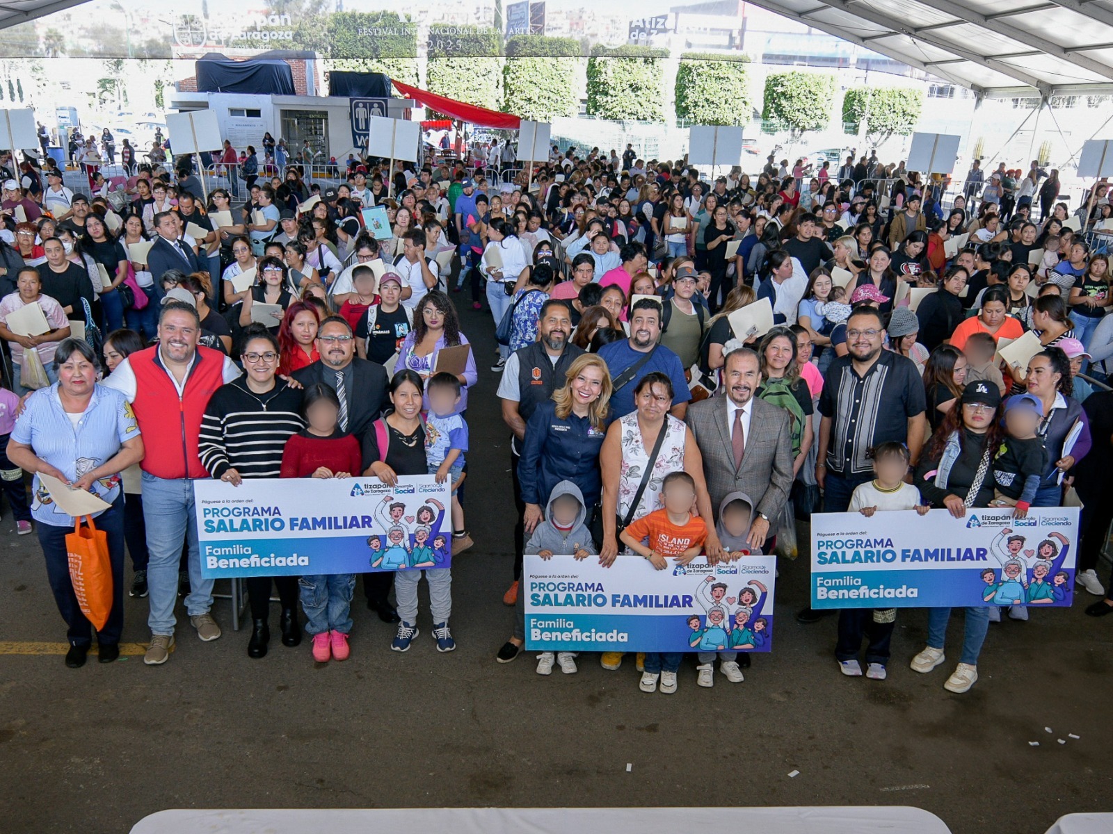 Reciben salario Familiar en Atizapán de Zaragoza