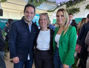 Senador Enrique Vargas, embajadora británica en México, Susannah Goshko y alcaldesa de Huixquilucan Romina Contreras