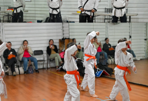 Maestros en evaluación de discípulos en taekwondo FUTSAT