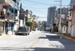 Más de 2 mil metros cuadrados repavimentados con concreto en calle Diagonal de San Fernando Huixquilucan