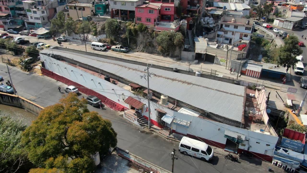 Rehabilitan mercado La Tijera y accesos, en la colonia Miramar, Naucalpan