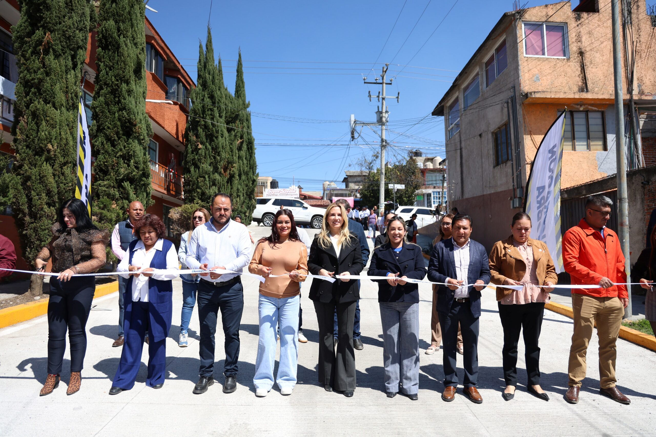Renuevan carretera Dos Ríos-Dos Río en beneficio de los habitantes de las dos comunidades
