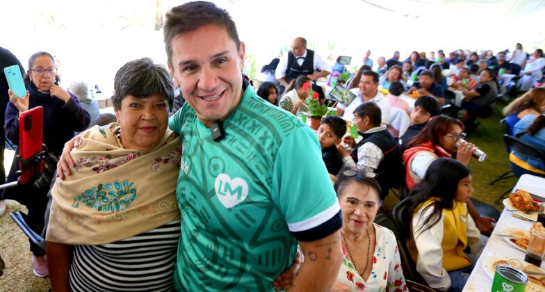 Luis Montaño festeja el Día de la Familia en Atizapán de Zaragoza