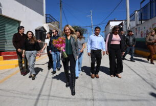 La alcaldesa Romina Contreras entrega dos calles repavimentadas con concreto hidráulico