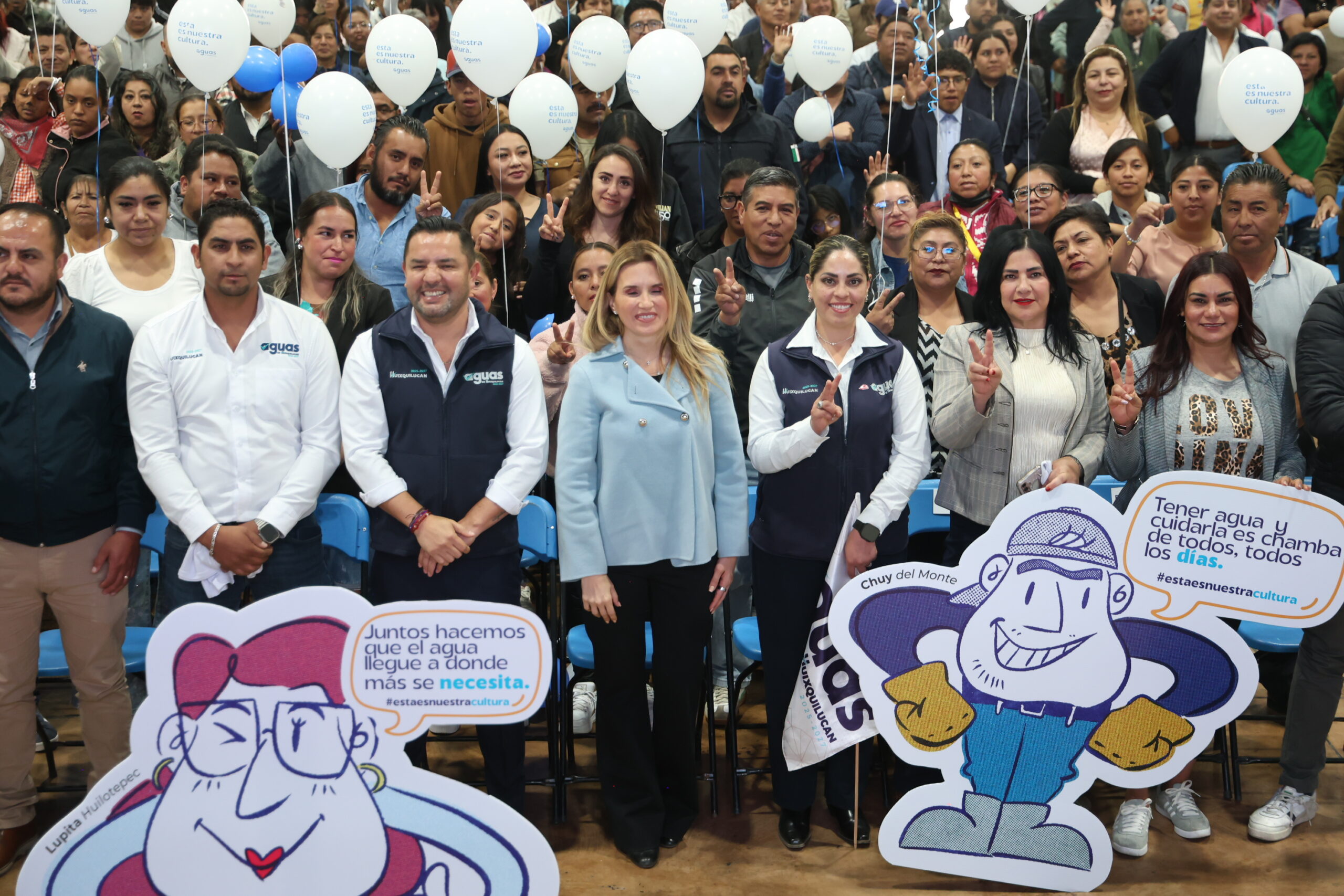 Romina Contreras en inauguración de pozo en zona tradicional de Huixquilucan