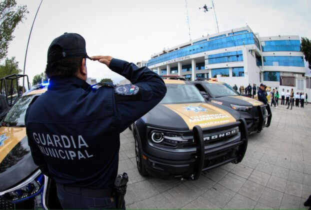 Guardia Municipal de Naucalpan recuperó vehículo robado