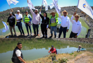 El presidente de Naucalpan Isaac Montoya encabezó limpieza en la presa Madín