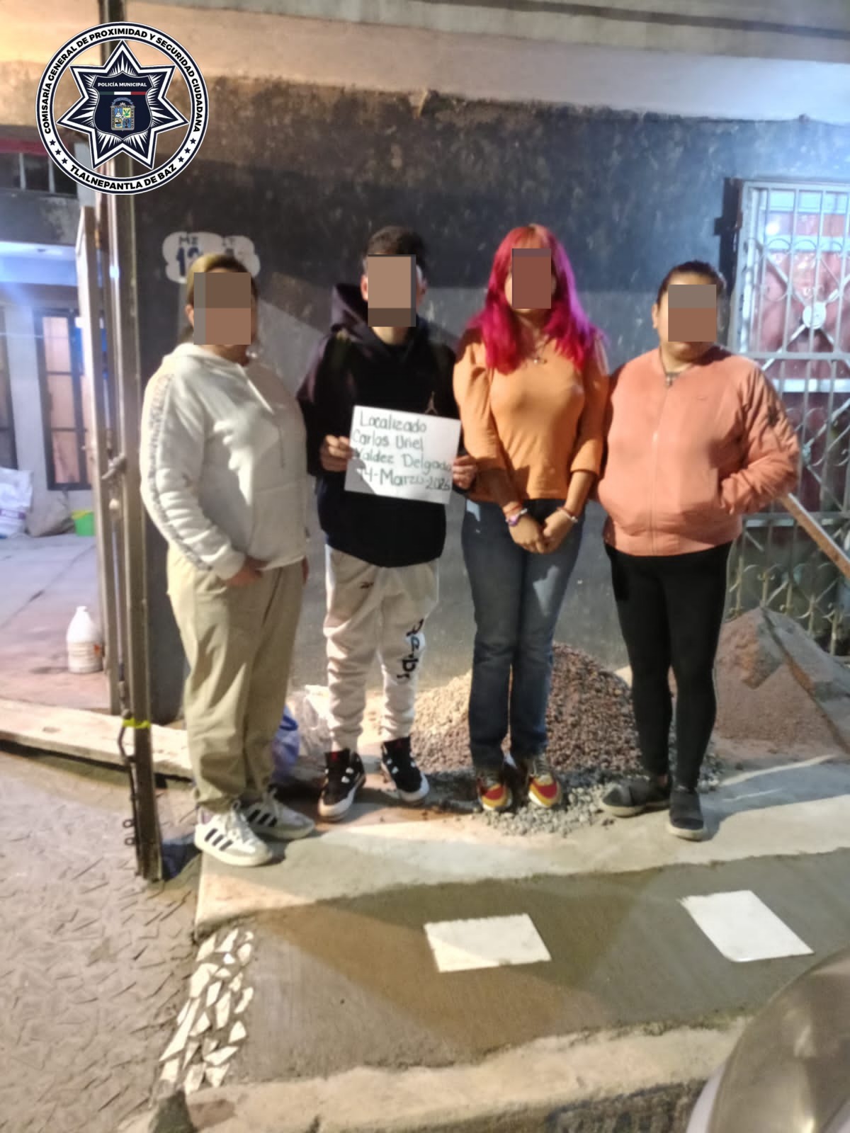 Policías de Tlalnepantla reintegran a menor a su hogar