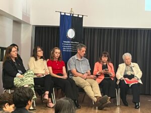 La Dra Sandra Maldonado Baur con Carolina Saldaña