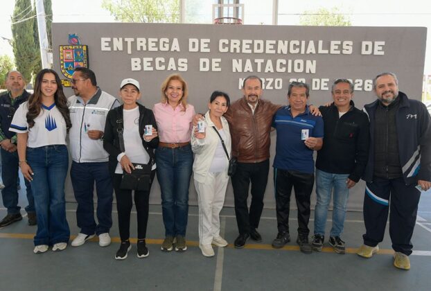 Entregan 600 becas de natación en Atizapán de Zaragoza, Pedro Rodríguez Villegas