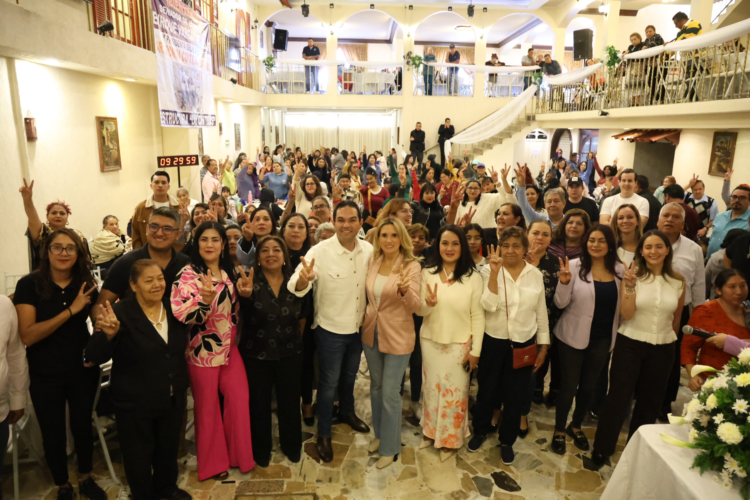 El gobierno de Huixquilucan, Romina Contreras Carrasco apoya a mujeres