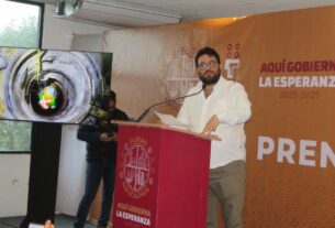 Desazolve en Periférico y colonias de Naucalpan