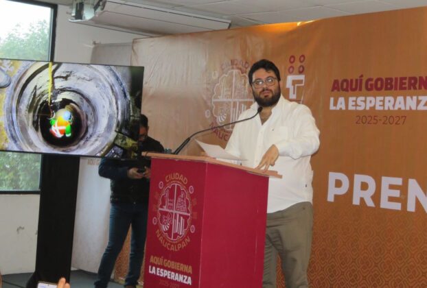 Desazolve en Periférico y colonias de Naucalpan