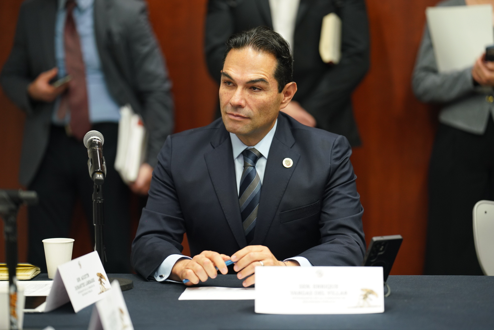 Enrique Vargas promueve producción de cine cultural