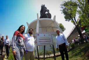 Alcalde Isaac Montoya y lideres de SUTEYM inauguran pedestal de Mono de Fierro