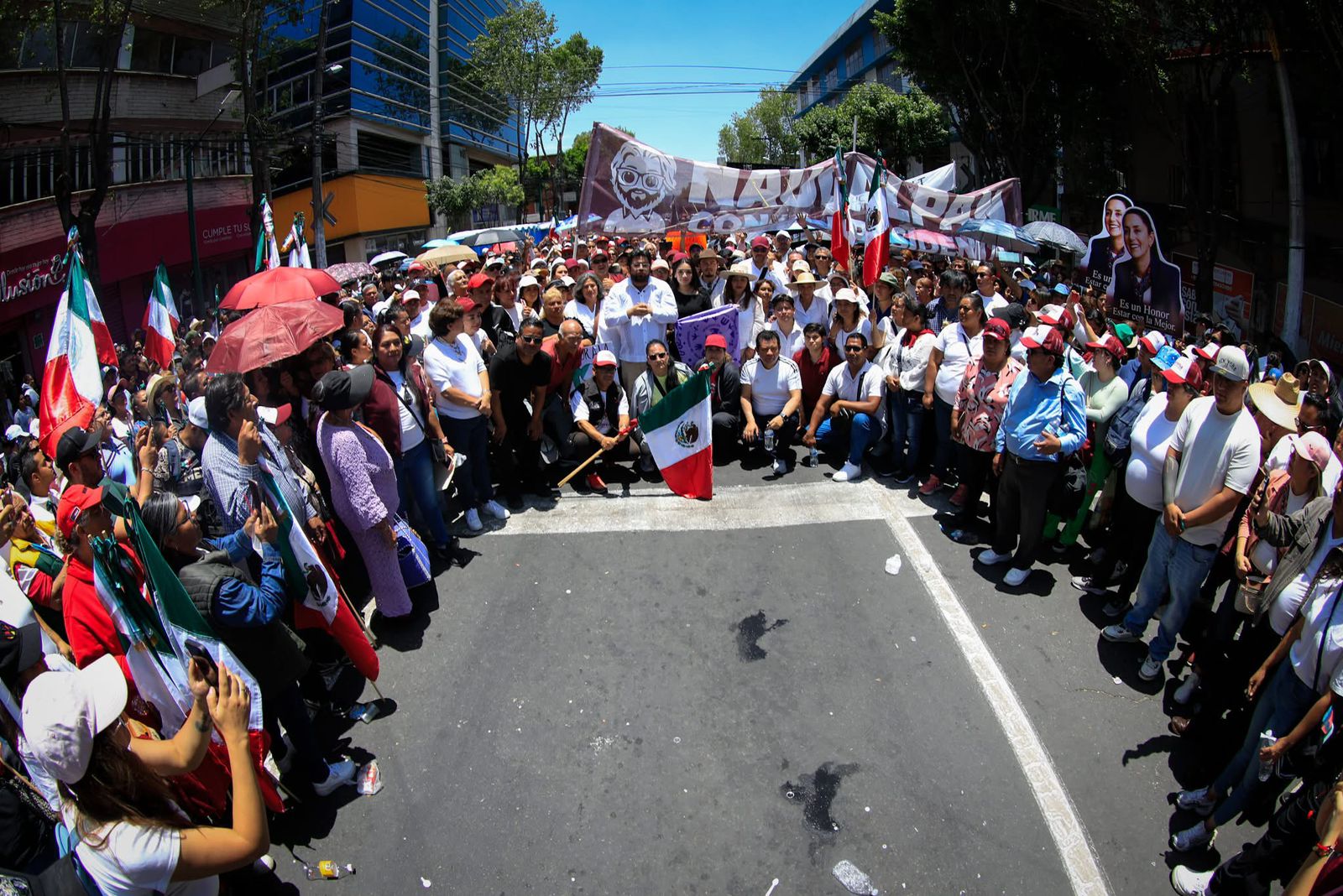 Asiste Isaac Montoya a Tlalnepantla a mensaje de Claudia Sheinbaum